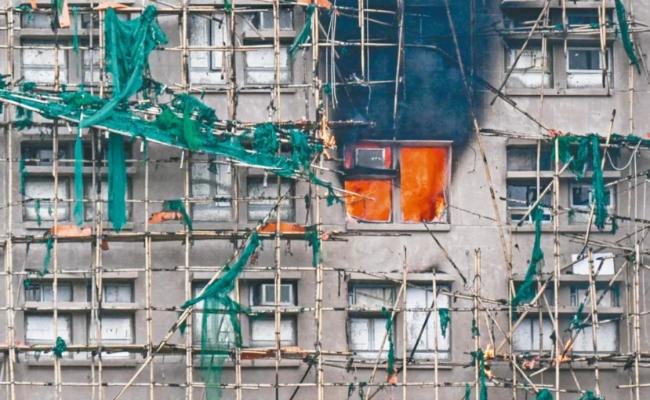 宏福苑内部曝光 逃生路被封死 大批网友怒轰 宏福苑内部曝光 逃生路被封死 大批网友怒轰