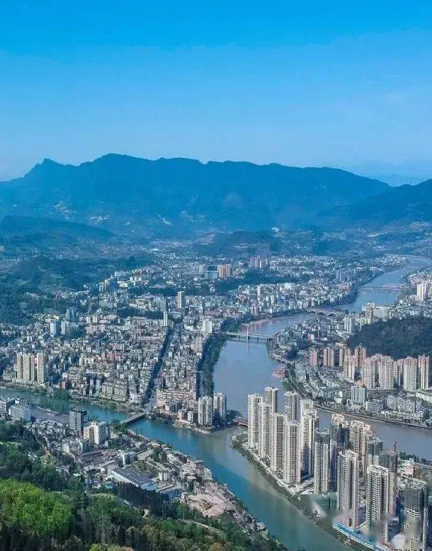 中国最“滋润”的城市,藏在四川 中国最“滋润”的城市,藏在四川