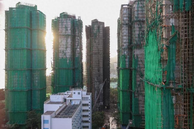 香港宏福苑大火 让人看清了李嘉诚“真面目” 香港宏福苑大火 让人看清了李嘉诚“真面目”