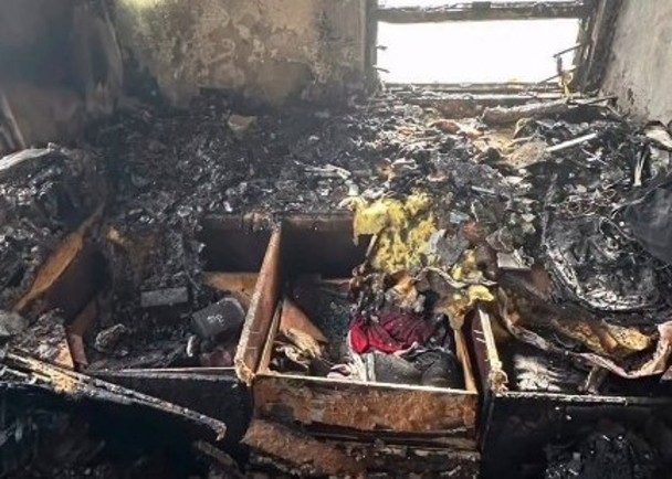 香港世纪大火灾 室内被烧成这样 香港世纪大火灾 室内被烧成这样