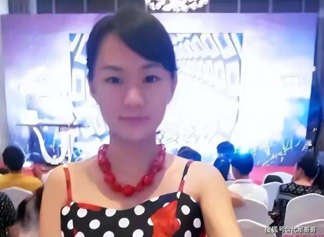 2014年,那位著名的“拜金女”,如今怎样了 2014年,那位著名的“拜金女”,如今怎样了