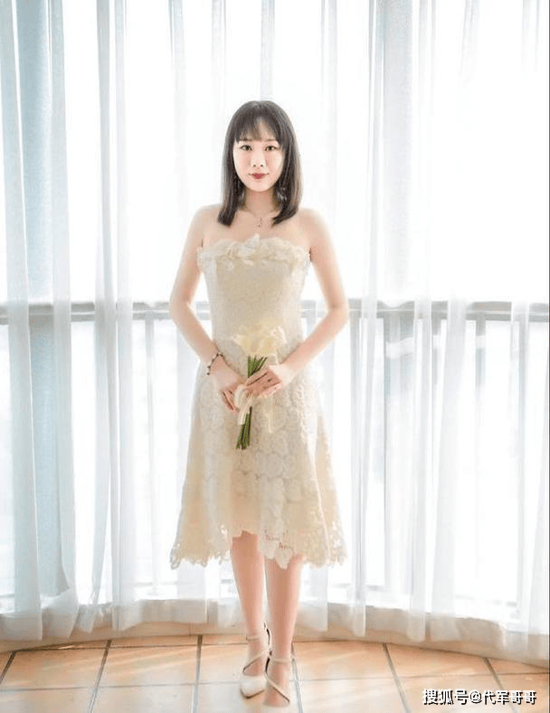 2014年,那位著名的“拜金女”,如今怎样了 2014年,那位著名的“拜金女”,如今怎样了