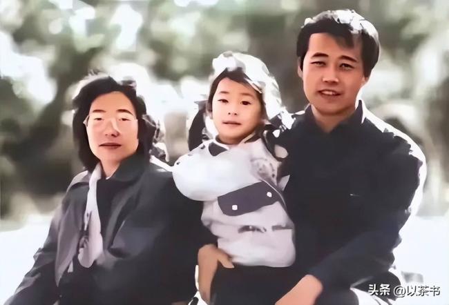 郎咸平谈王石离婚一针见血,前妻非常旺夫 郎咸平谈王石离婚一针见血,前妻非常旺夫