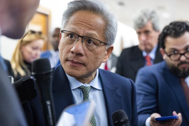 黄仁勋:华为很强大,中国可能不要H200了 黄仁勋:华为很强大,中国可能不要H200了