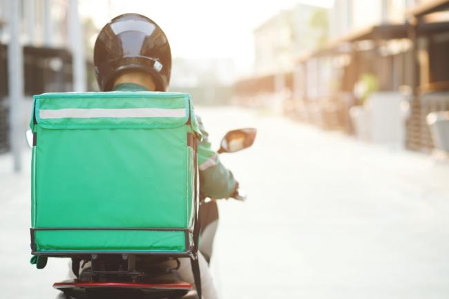 臭到狂呕!山东外送员劝客人换一间 超脏环境曝 臭到狂呕!山东外送员劝客人换一间 超脏环境曝