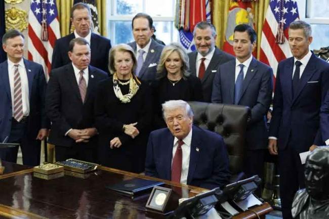 川普拟松绑车辆油耗标准 川普拟松绑车辆油耗标准