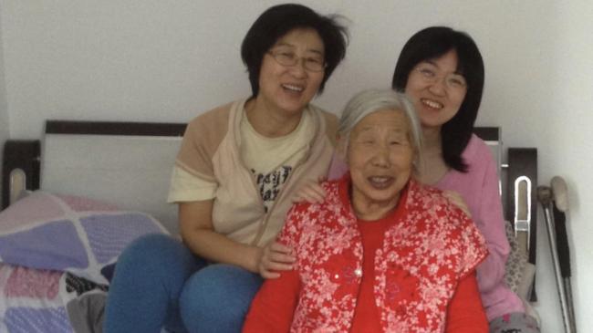 Youtube博主遭中国政府以露骨深伪图片骚扰 Youtube博主遭中国政府以露骨深伪图片骚扰