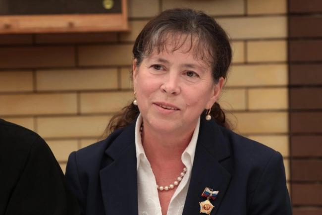 生育18个孩子,俄“超级母亲”离世,年仅59岁 生育18个孩子,俄“超级母亲”离世,年仅59岁