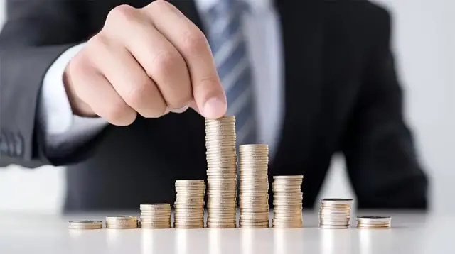 银行人守着332万亿存款,几乎愁白了头 银行人守着332万亿存款,几乎愁白了头