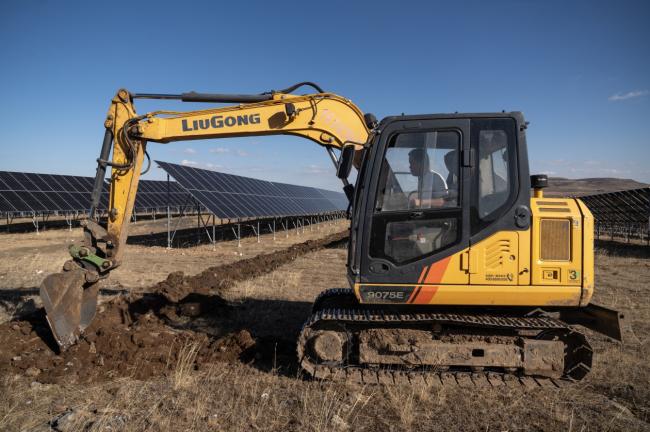 美媒目睹:AI赛道,中国拿出一张全球最大王牌 美媒目睹:AI赛道,中国拿出一张全球最大王牌