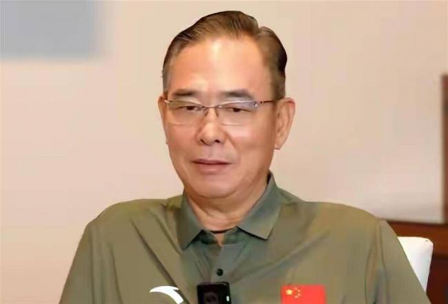 犀利!他评苟仲文:一针注了死个痛快 犀利!他评苟仲文:一针注了死个痛快