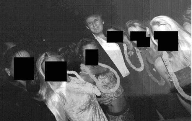 艾普斯坦私藏照曝光 川普克林顿等大咖名流入镜 艾普斯坦私藏照曝光 川普克林顿等大咖名流入镜