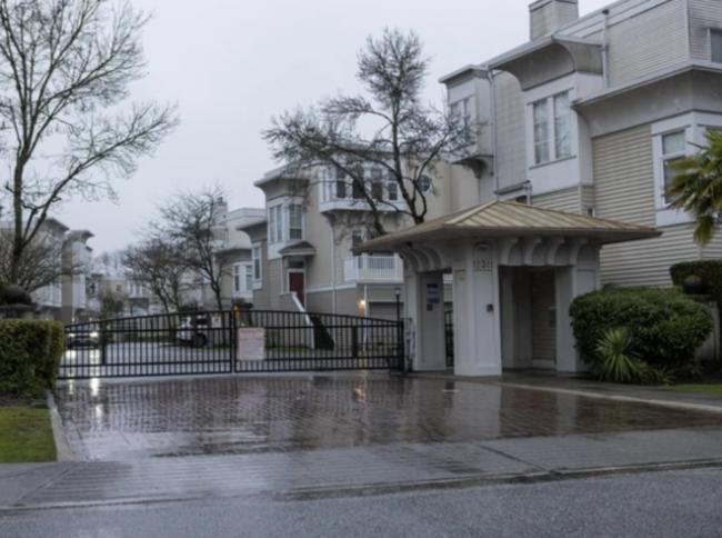 就在你家隔壁,大温列治文华人家搜出芬太尼、枪 就在你家隔壁,大温列治文华人家搜出芬太尼、枪