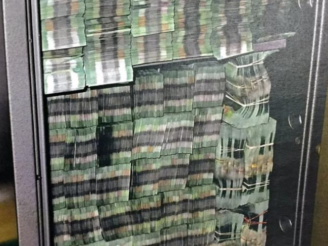 就在你家隔壁,大温列治文华人家搜出芬太尼、枪 就在你家隔壁,大温列治文华人家搜出芬太尼、枪