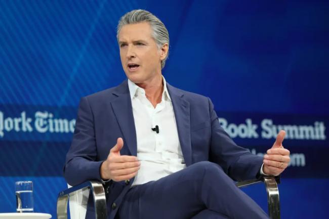 马斯克被纽森当众说“你女儿恨你”,意外回怼 马斯克被纽森当众说“你女儿恨你”,意外回怼