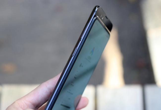 时隔20年,滑盖手机又回来了 时隔20年,滑盖手机又回来了