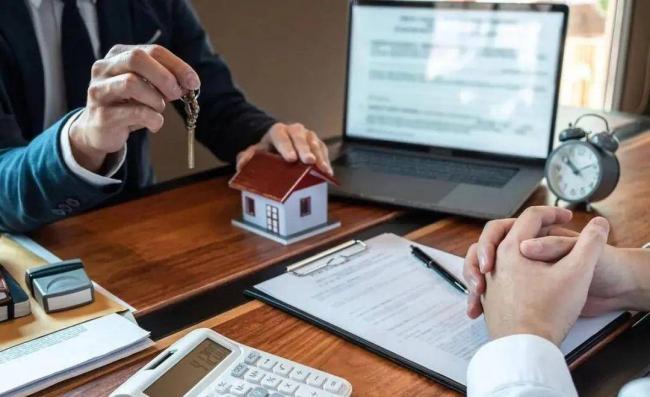 DeepSeek预测:5年后,300万的房子还值多少钱 DeepSeek预测:5年后,300万的房子还值多少钱