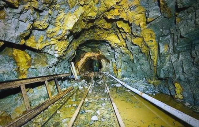 动用多种黑科技,中国发现亚洲最大.... 动用多种黑科技,中国发现亚洲最大....