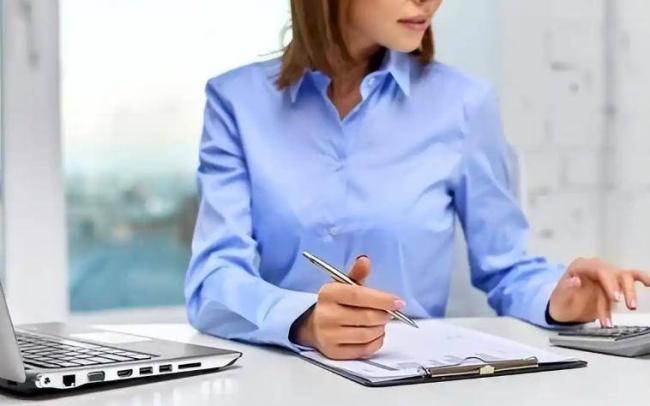 再穷也别从事这4类工作 看似工资高实则没前途 再穷也别从事这4类工作 看似工资高实则没前途