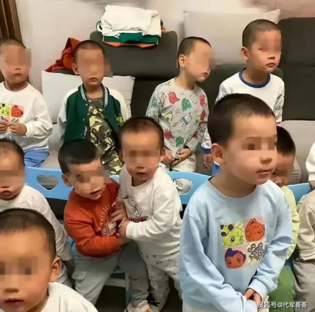 曝中国“首父”狂生娃真实目的 前女友卷走8亿 曝中国“首父”狂生娃真实目的 前女友卷走8亿