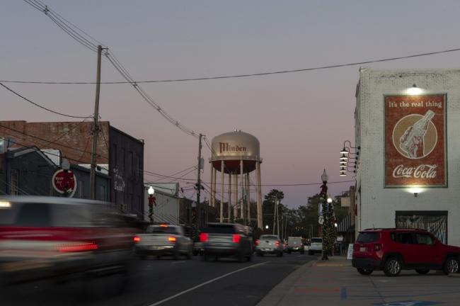 这位老板向500多名员工送大礼:2.4亿美元 这位老板向500多名员工送大礼:2.4亿美元