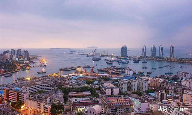 东北人撤离三亚成潮,压垮他们的是生活现实 东北人撤离三亚成潮,压垮他们的是生活现实