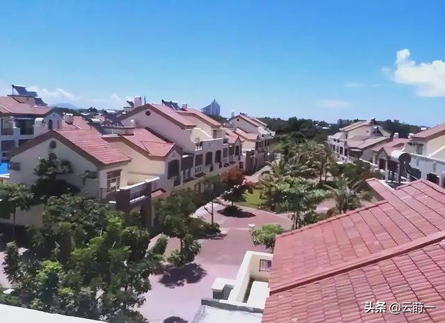 东北人撤离三亚成潮,压垮他们的是生活现实 东北人撤离三亚成潮,压垮他们的是生活现实