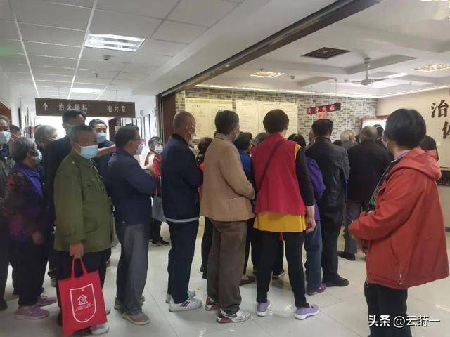 东北人撤离三亚成潮,压垮他们的是生活现实 东北人撤离三亚成潮,压垮他们的是生活现实