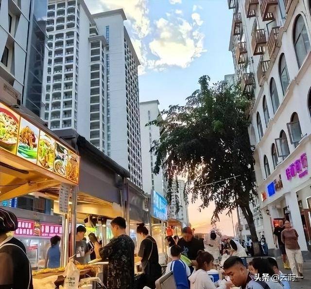 东北人撤离三亚成潮,压垮他们的是生活现实 东北人撤离三亚成潮,压垮他们的是生活现实