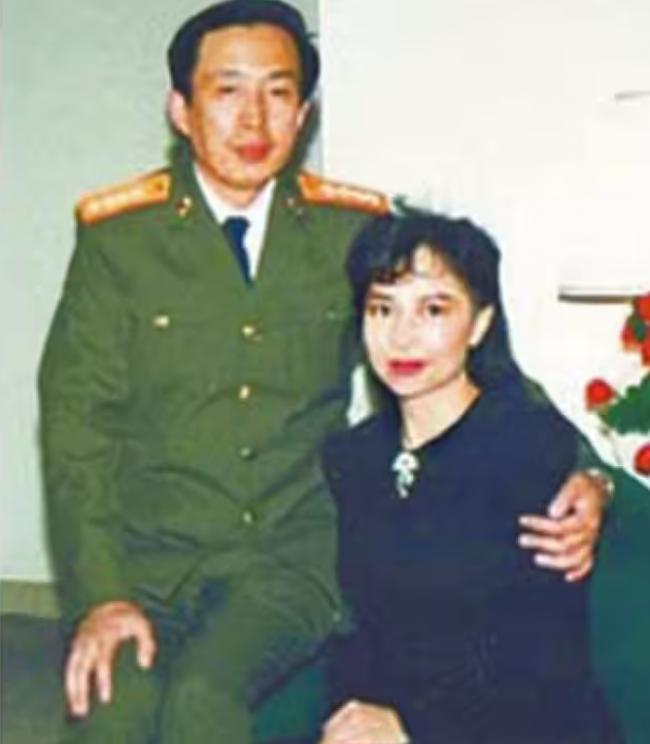 开国大将之子出卖机密 逃亡海外31年美国病逝 开国大将之子出卖机密 逃亡海外31年美国病逝