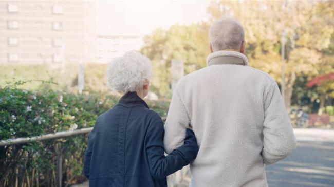 中国养老院禁忌观察:零食、抚摸与“自由交往” 中国养老院禁忌观察:零食、抚摸与“自由交往”