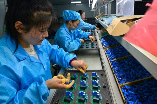 中国制造业终结“史上最长衰退” 中国制造业终结“史上最长衰退”