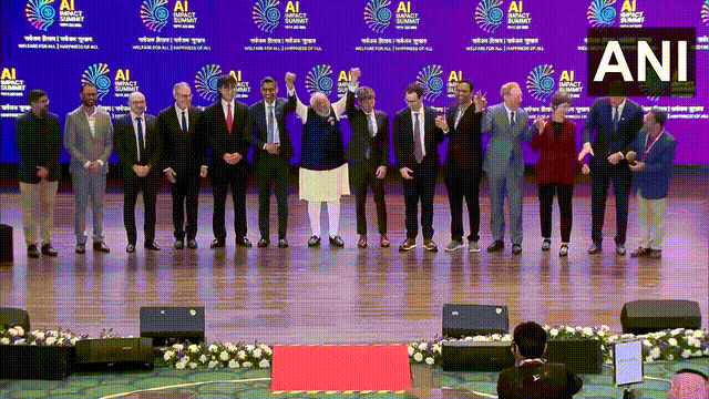 202603_17728260285723.gif 640.gif