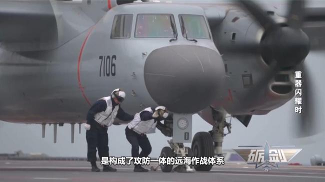 不是电影特效!福建舰这画面火遍全网 不是电影特效!福建舰这画面火遍全网