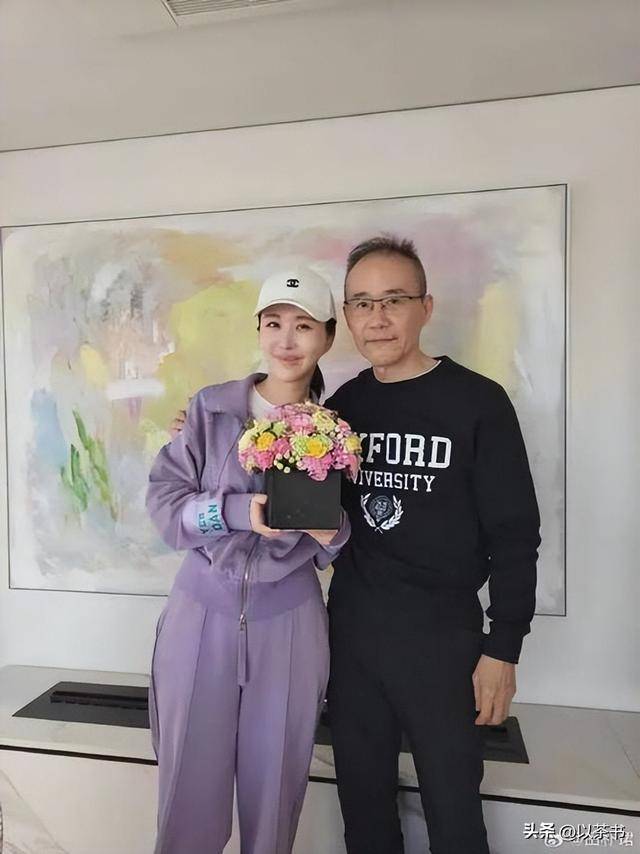 她是王石大女儿,比后妈年龄还大,坚持不婚 她是王石大女儿,比后妈年龄还大,坚持不婚