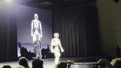 现代汽车造的机器人太惊艳了… 现代汽车造的机器人太惊艳了…