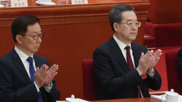 何时轮到蔡奇?元老剑指陈敏尔和丁薛祥 何时轮到蔡奇?元老剑指陈敏尔和丁薛祥