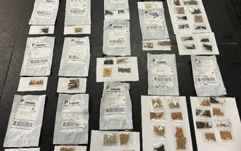 美:发自中国的数千神秘包裹 千万别打开 美:发自中国的数千神秘包裹 千万别打开