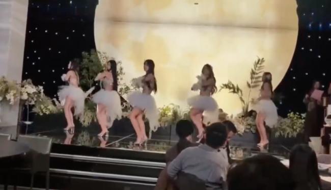 炸锅:中国知名车企年会请辣妹热舞 附送壮阳药? 炸锅:中国知名车企年会请辣妹热舞 附送壮阳药?