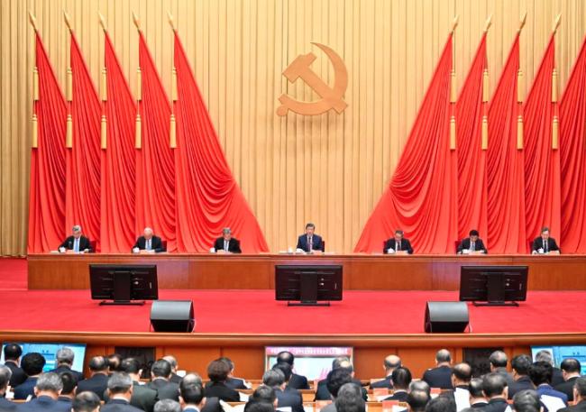 中共中纪委五次全会公报:坚决清除“两面人” 中共中纪委五次全会公报:坚决清除“两面人”