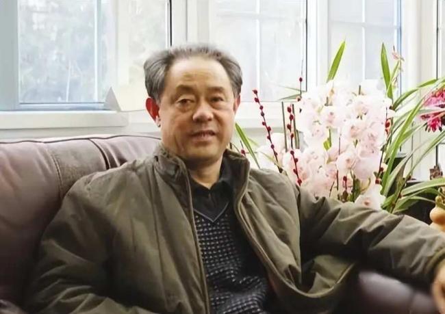 徐湖平案:别墅搜出23件国宝,全家集体失联 徐湖平案:别墅搜出23件国宝,全家集体失联