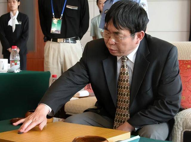 聂卫平有多放纵?饮食无节,连吃13只螃蟹.... 聂卫平有多放纵?饮食无节,连吃13只螃蟹....