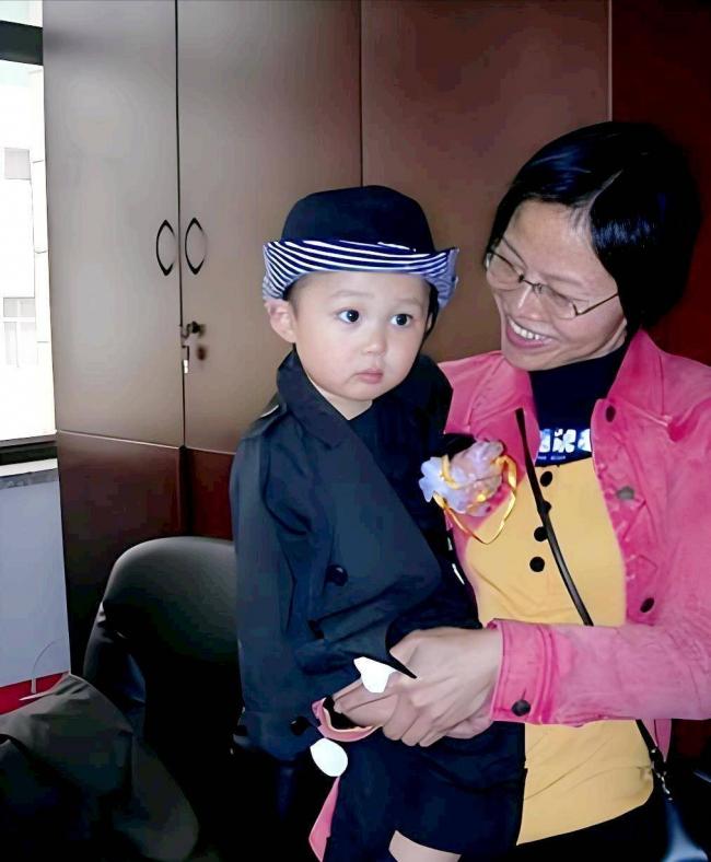 孔令文,恨了聂卫平15年的儿子,终于放下恩怨 孔令文,恨了聂卫平15年的儿子,终于放下恩怨