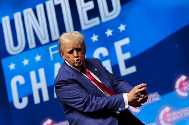 反击川普关税威胁 欧盟还有“终极大招” 反击川普关税威胁 欧盟还有“终极大招”