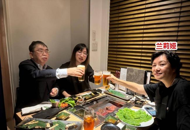 聂卫平家中装修高大上,孙子可爱,女儿戴18万表 聂卫平家中装修高大上,孙子可爱,女儿戴18万表