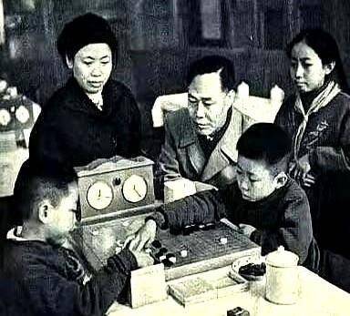 聂继波和聂卫平:天才弟弟输给笨哥哥 聂继波和聂卫平:天才弟弟输给笨哥哥