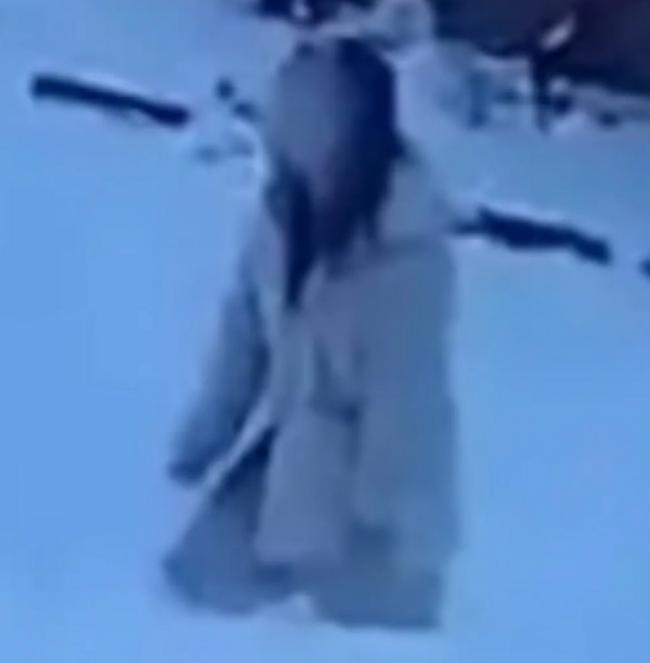 悚!安徽女被冻成冰雕 8小时后出现震惊一幕 悚!安徽女被冻成冰雕 8小时后出现震惊一幕