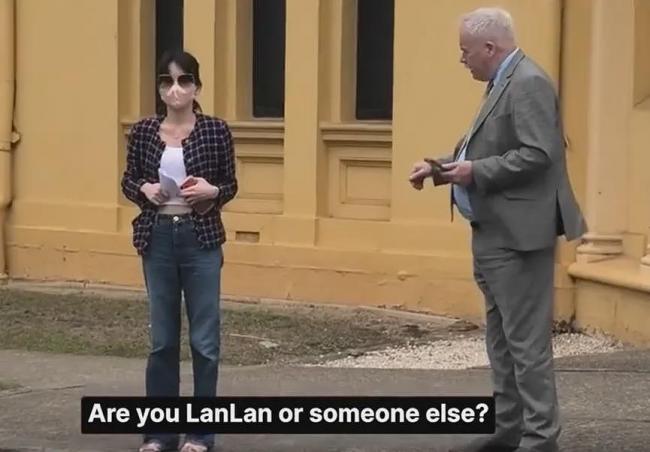 一直躲在澳洲!终于,杨兰兰本人出庭了 一直躲在澳洲!终于,杨兰兰本人出庭了