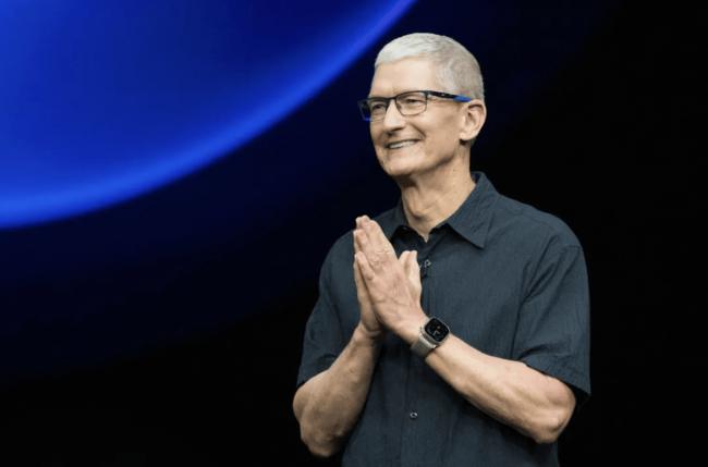 苹果最烧钱的 AI 部门,交给了一个很抠的男人 苹果最烧钱的 AI 部门,交给了一个很抠的男人