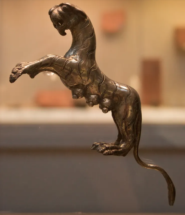 田里挖出1600万“宝藏” 他直接改变人生下半场 田里挖出1600万“宝藏” 他直接改变人生下半场